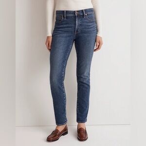 Brand new! Madewell The Mid-Rise Perfect Vintage Jeans in Deming Wash size 27